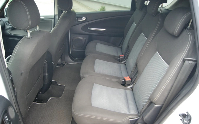 Ford S-Max cena 28900 przebieg: 207245, rok produkcji 2012 z Krapkowice małe 301